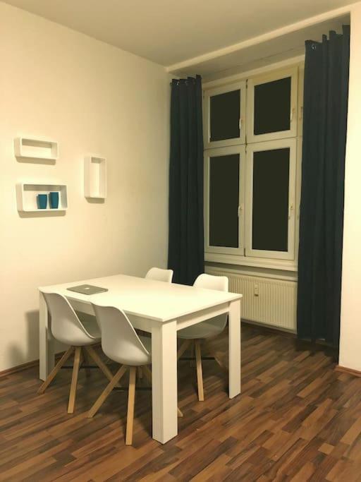 750 Sft Lovely Apartment In Central Berlin Mitte Esterno foto